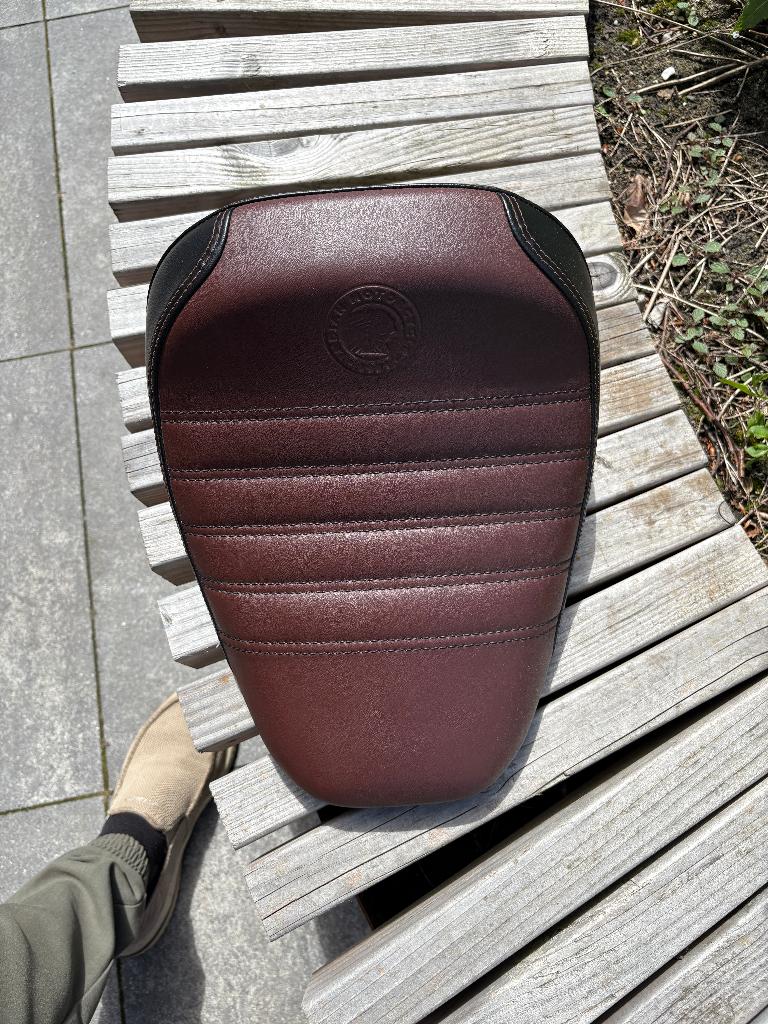 2022 Solo Seat Indian Scout Bobber, Motoren, Ophalen of Verzenden, Gebruikt