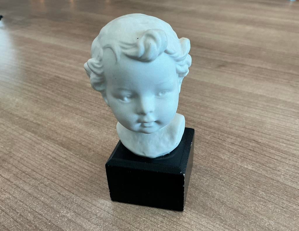 Goebel kinderkopje op sokkel, Ophalen of Verzenden, Gebruikt, Dier