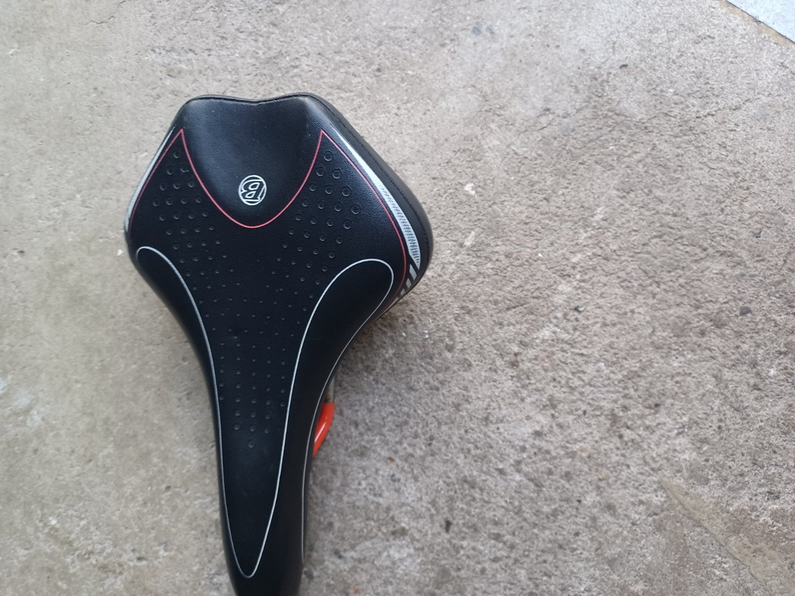 Bontrager fietszadel - Zo goed als nieuw, Elektrische fiets, Kunststof, Ophalen of Verzenden, Zo goed als nieuw