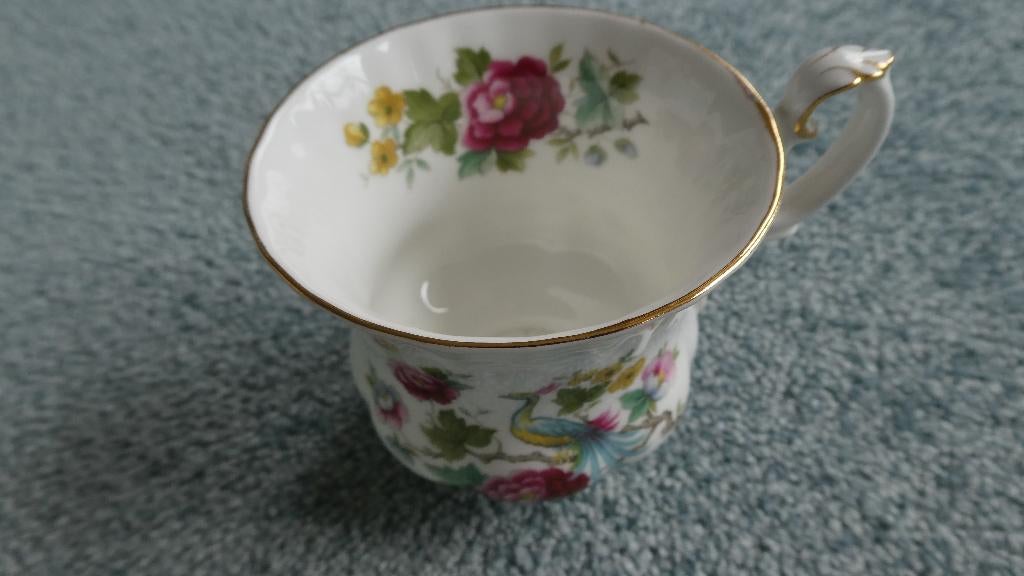 Koffiekop en schotel Royal Albert, Chatelaine, Verzenden, Zo goed als nieuw, Porselein, Kop en/of schotel