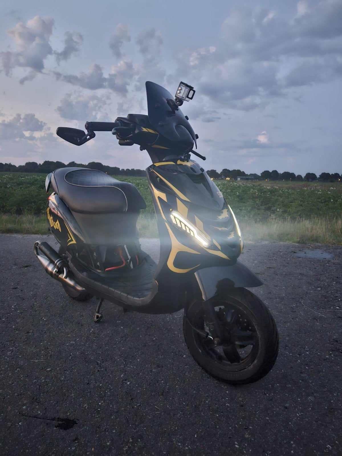 Piaggio Zip 2T 70cc Custom Batman - waardepeiling, Ophalen, Zo goed als nieuw