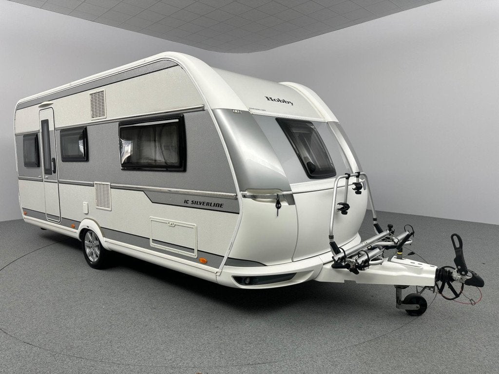 Hobby De Luxe 495 UL IC Silverline Mover Fietsendrager, Caravans en Kamperen, Caravans, Hordeur, Rondzit, Hobby, Bedrijf