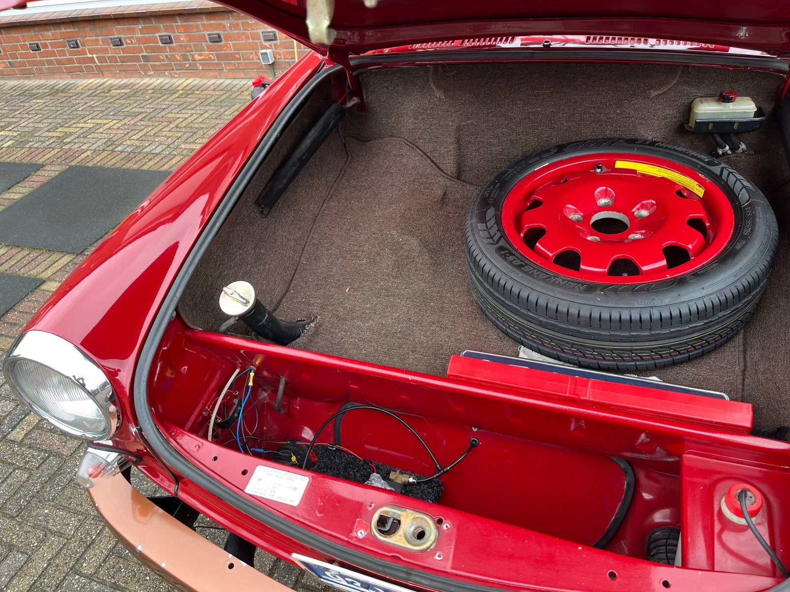 Vw type 3 variant oldtimwr, foto 5