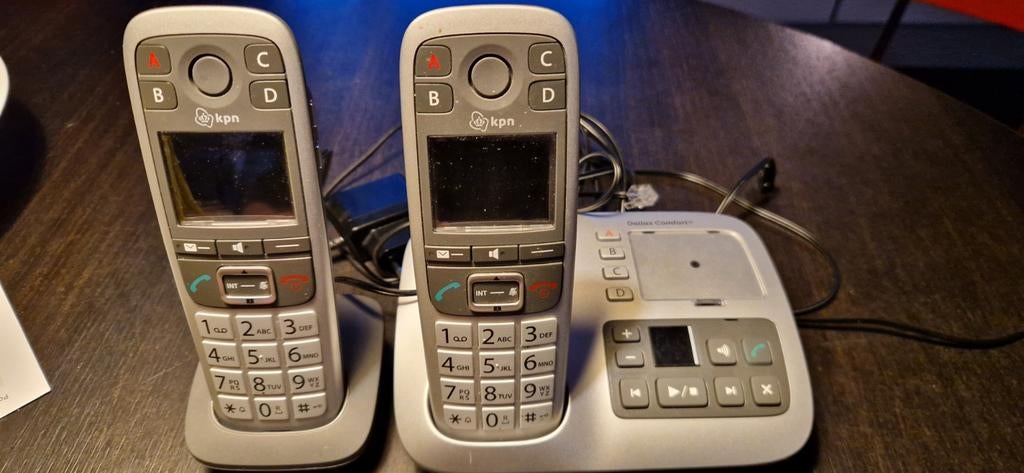 KPN Dallas Comfort + DECT telefoon (Gigaset), Telecommunicatie, Vaste telefoons | Handsets en Draadloos, Ophalen of Verzenden