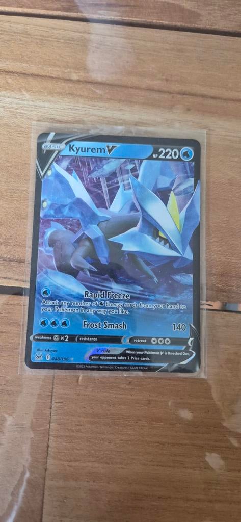 Kyurem V Pokémon kaart (046/196) - Astral Radiance, Ophalen of Verzenden, Zo goed als nieuw, Losse kaart