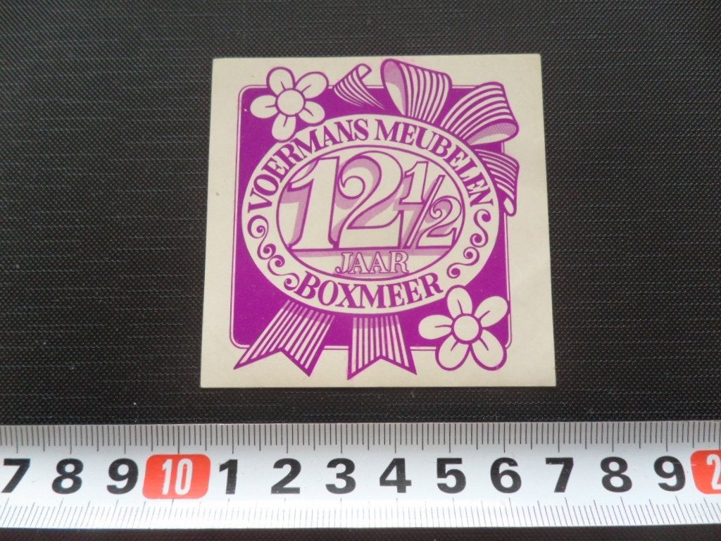 sticker Boxmeer Voermans Meubelen 12,5 jaar, Ophalen, Zo goed als nieuw