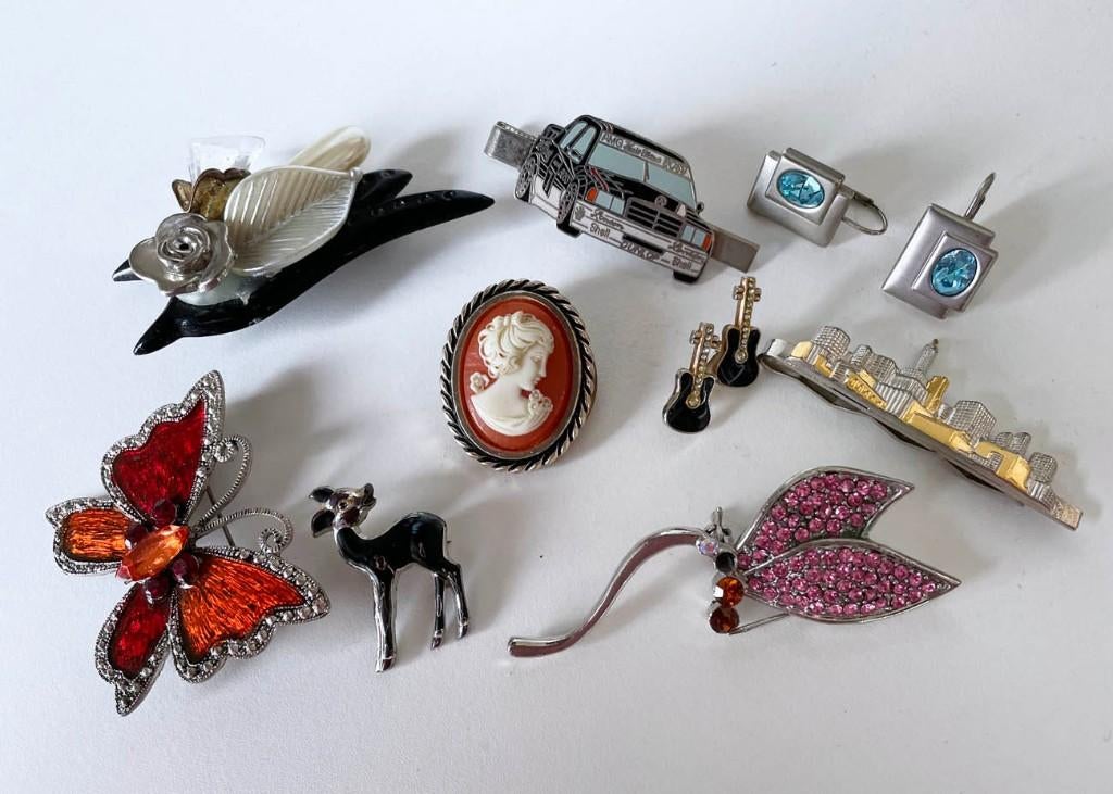 9 x Sieraden, Broches, Pins, Oorbellen, Ophalen of Verzenden, Nieuw, Overige kleuren, Overige materialen