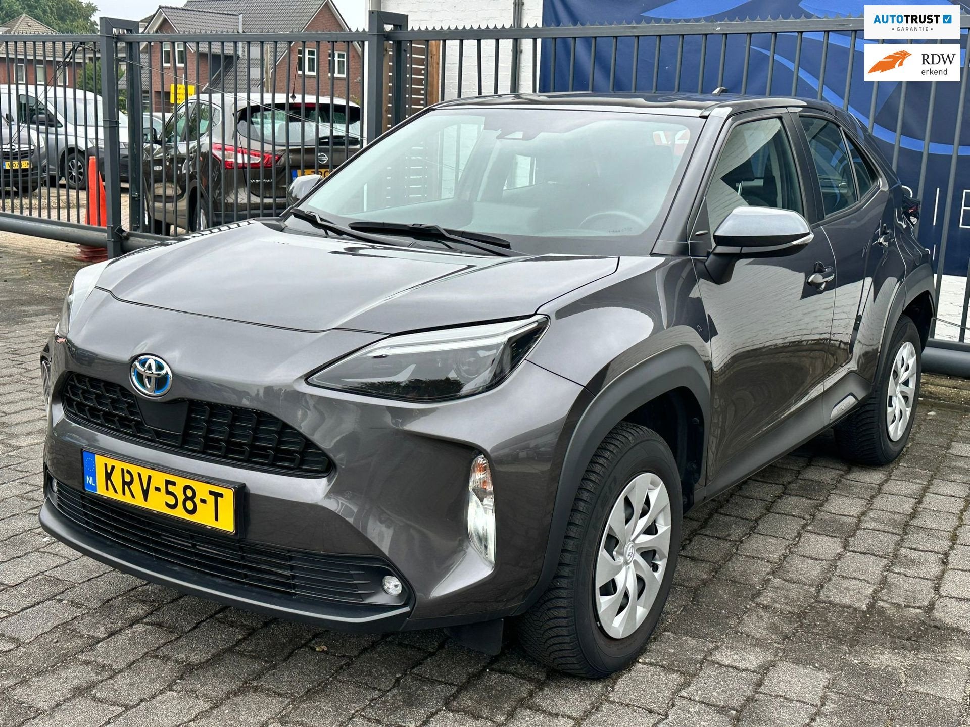 Toyota Yaris Cross 1.5 Hybrid Active / APPLE CARPLAY / CAMER, Auto's, Gebruikt, 1490 cc, Bedrijf, 93 pk