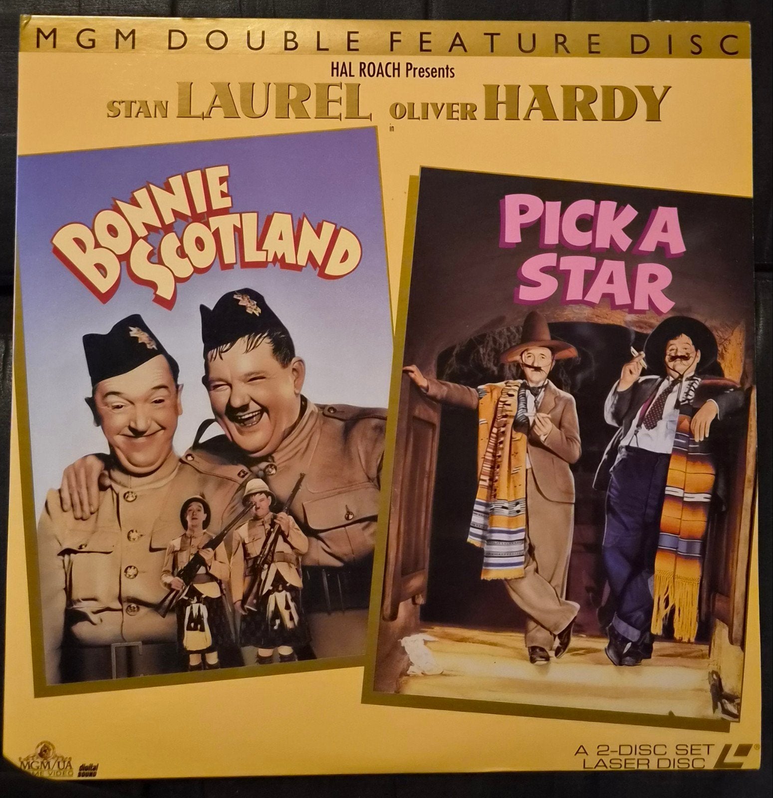 Laurel & Hardy 2 films op Laserdisc, Alle leeftijden, Ophalen of Verzenden, Zo goed als nieuw, Komedie
