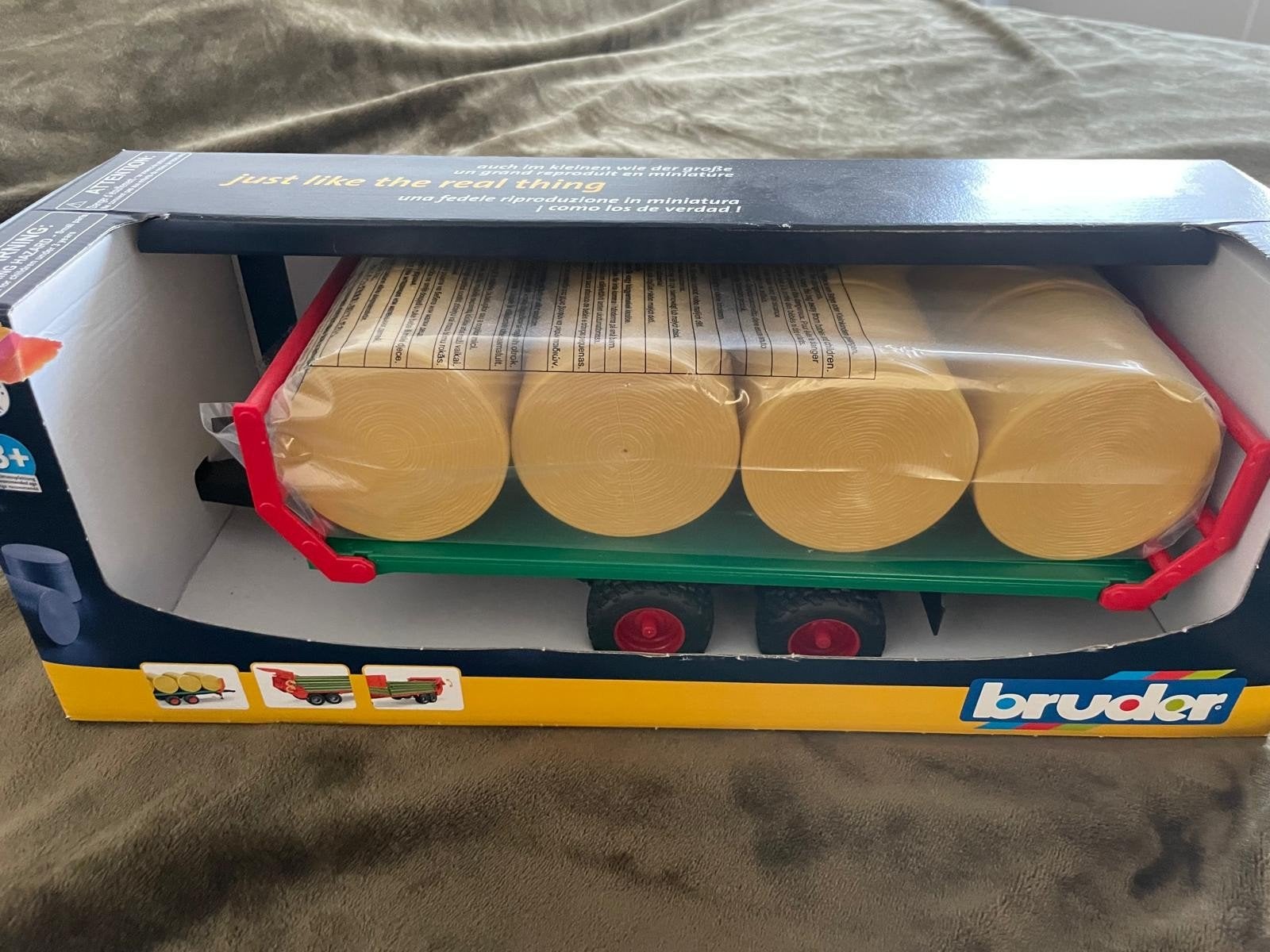 Bruder Balenwagen met 4 hooibalen -  nieuw in doos, Ophalen, Nieuw
