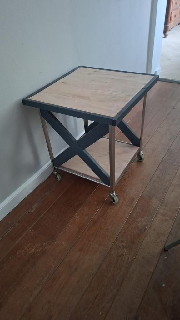 Vintage bijzettafel Ikea Grundtal, Huis en Inrichting, 50 tot 100 cm, Vierkant, 50 tot 100 cm, Zo goed als nieuw