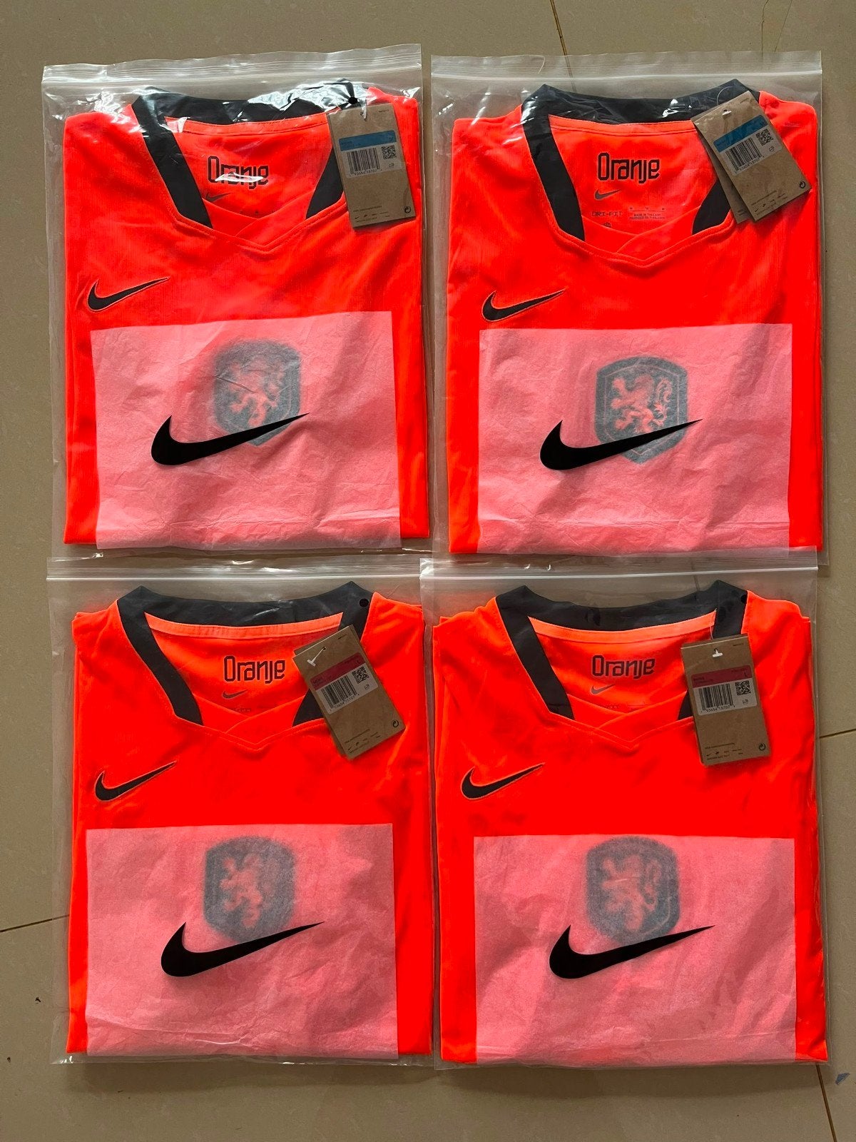 Nederlands Elftal Shirts - Maten M en L, Maat 48/50 (M), Nike, Nieuw, Oranje