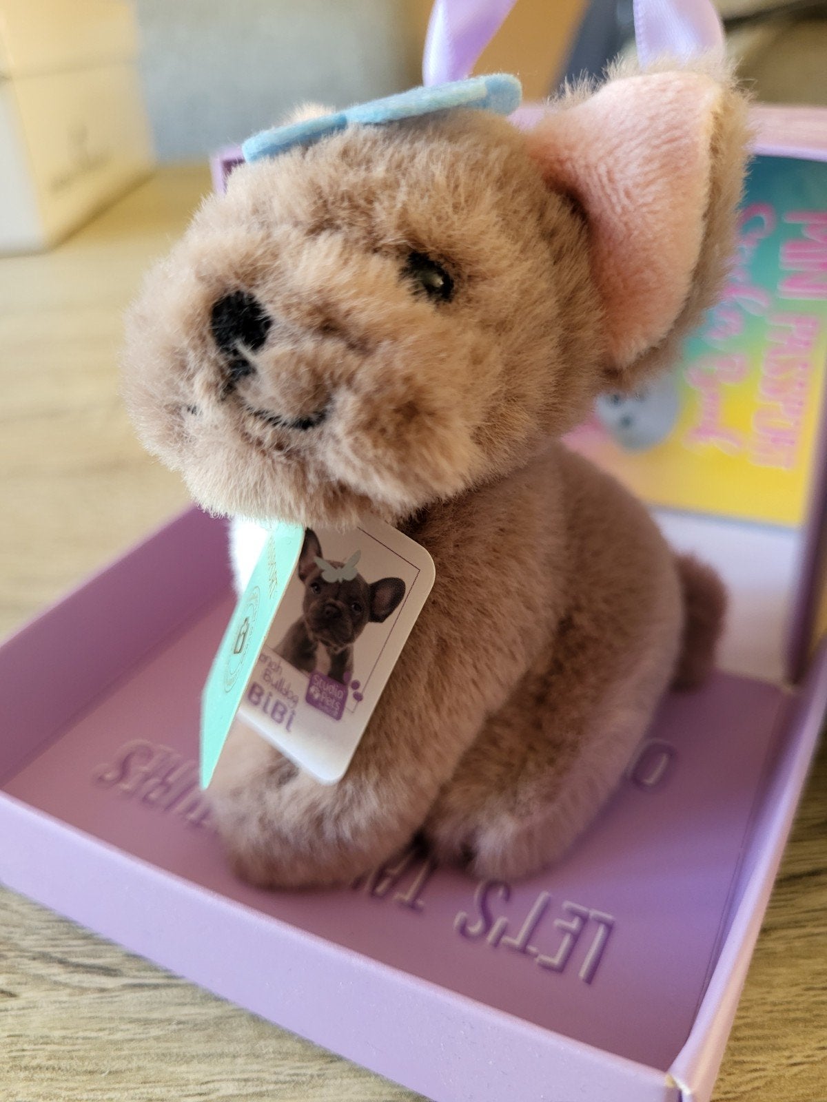 Knuffel Franse Bulldog met mok - Bibi the Frenchie, Overige merken, Overige karakters, Klein (minder dan 20 cm), Bruin
