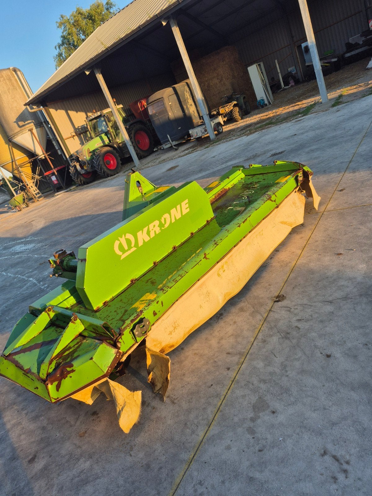krone frontmaaier f32, Ophalen, Weidebouw