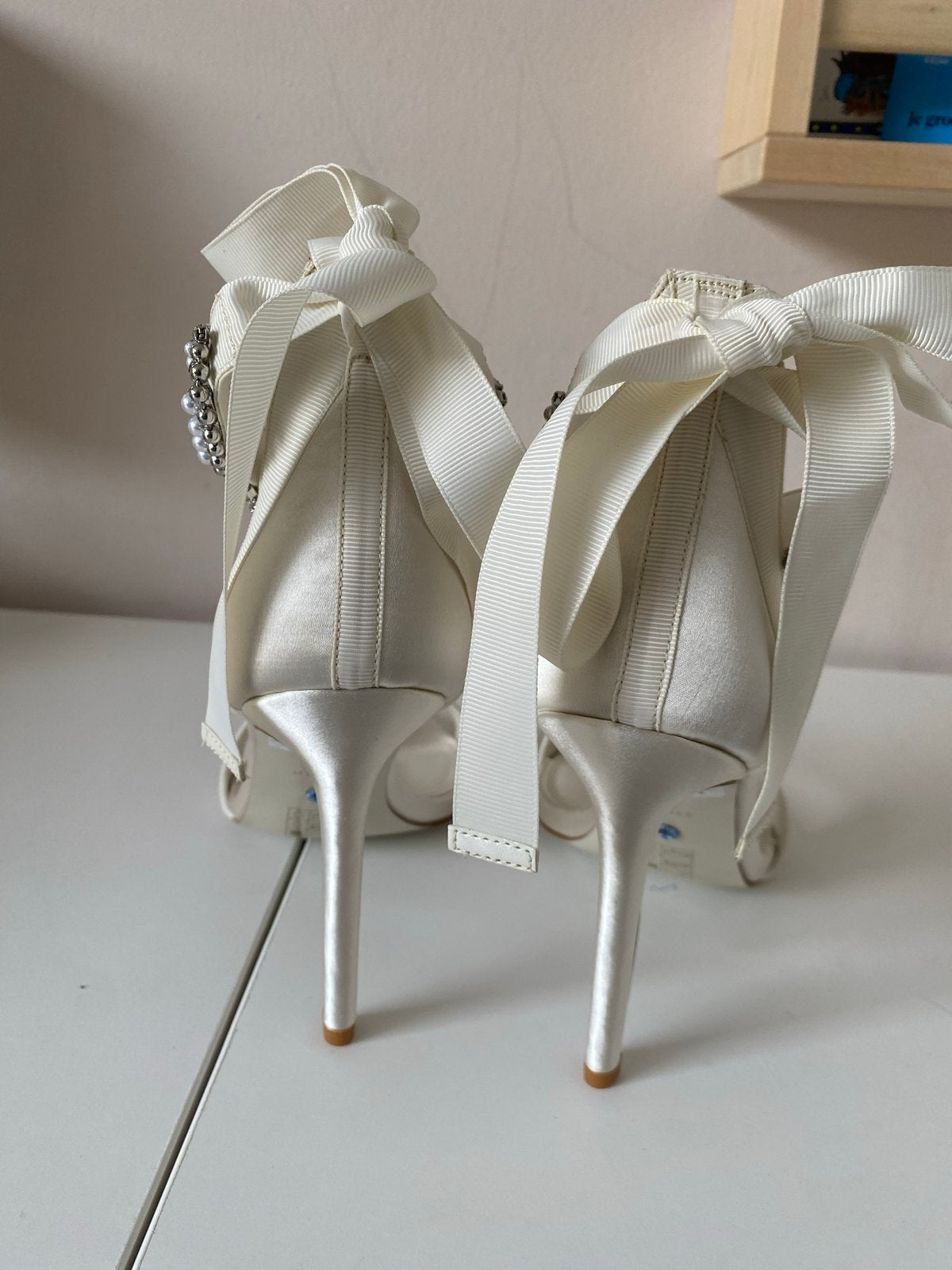 Dune London Trouwschoenen nieuw, Kleding | Dames, Wit, Nieuw, Ophalen of Verzenden, Schoenen met hoge hakken