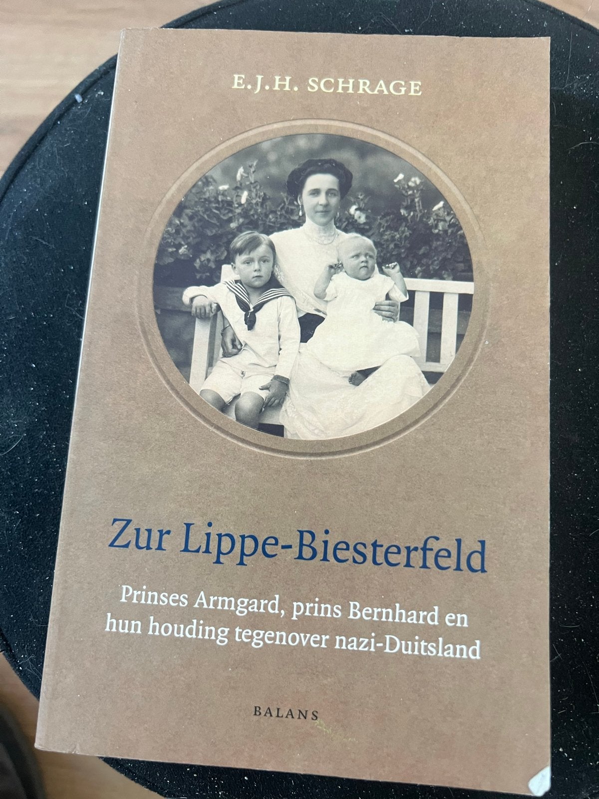 Zur Lippe-Biesterfeld: Prinses Armgard, prins Bernhard, Ophalen of Verzenden, 20e eeuw of later, Zo goed als nieuw