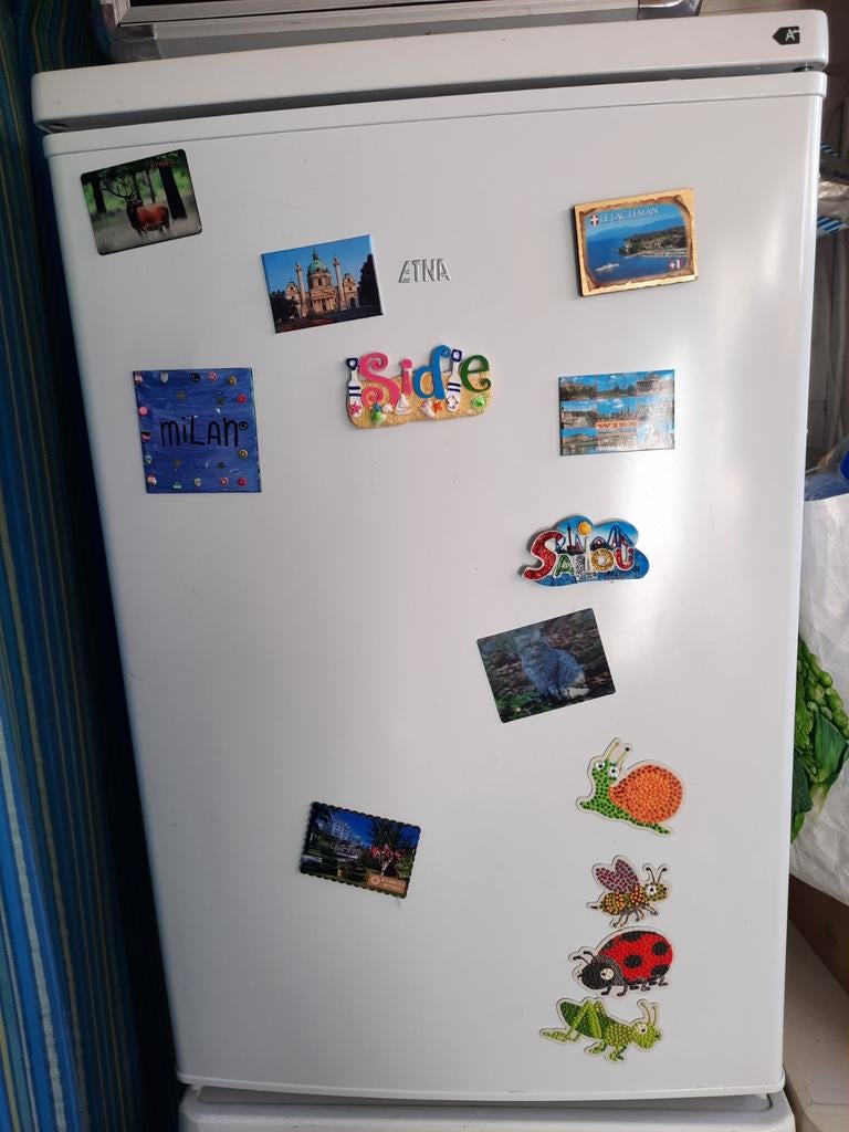 Nette tafelmodel koelkast, Ophalen, Zo goed als nieuw, Met vriesvak