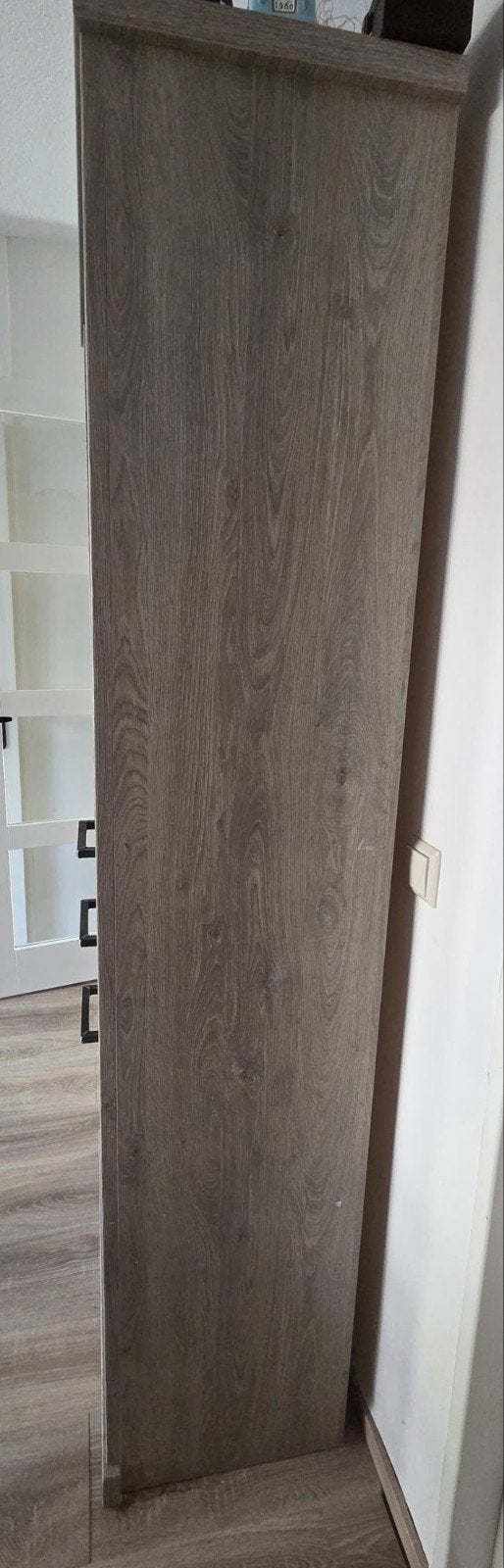 Nette vitrinekast met verlichting en bescherming, Ophalen, Met lade(s), 50 tot 100 cm, Zo goed als nieuw