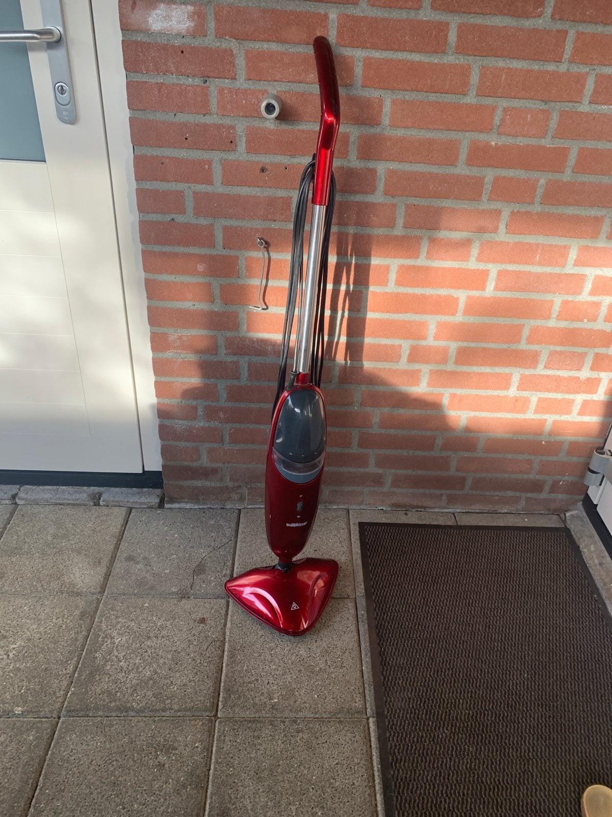 Rode Stoomreiniger - Krachtige Reiniging, Overige merken, Gebruikt, Ophalen of Verzenden, Stoomreiniger