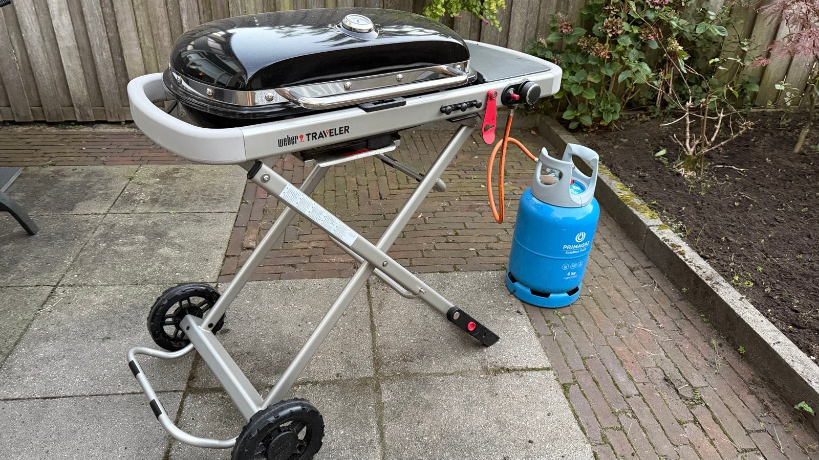Weber Traveler Gasbarbecue - Compact en Draagbaar
