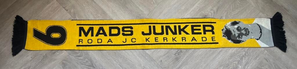 Mads Junker - Roda JC sjaal, Verzamelen, Ophalen of Verzenden, Zo goed als nieuw, Roda JC, Vaantje of Sjaal