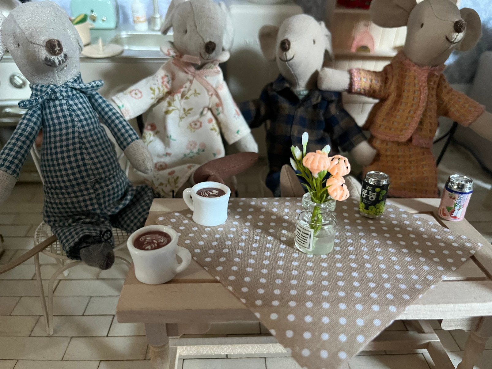 Kleine bloemenvaas Poppenhuis/ maileg huis inclusief verzend, Ophalen, Nieuw, Poppenhuis