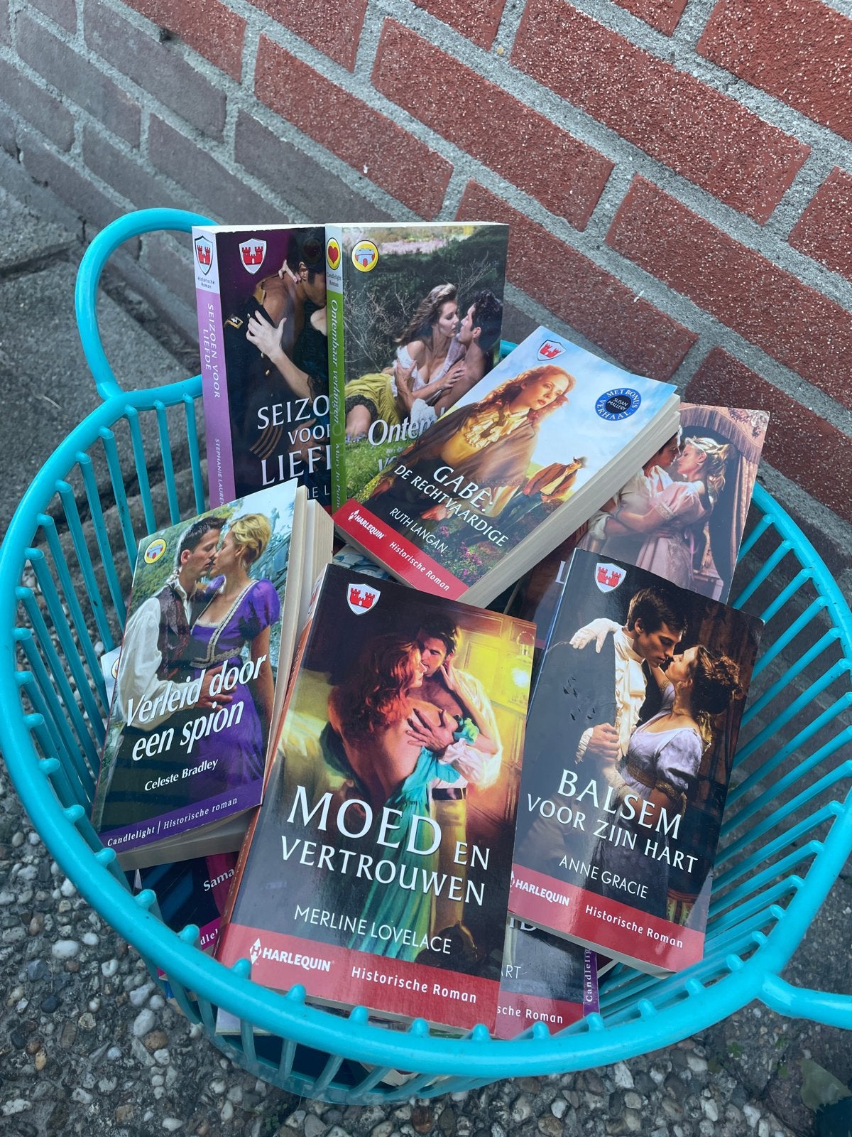 30 Romantische Boeken in Mandje - Historische Romans, Boeken, Ophalen, Gelezen