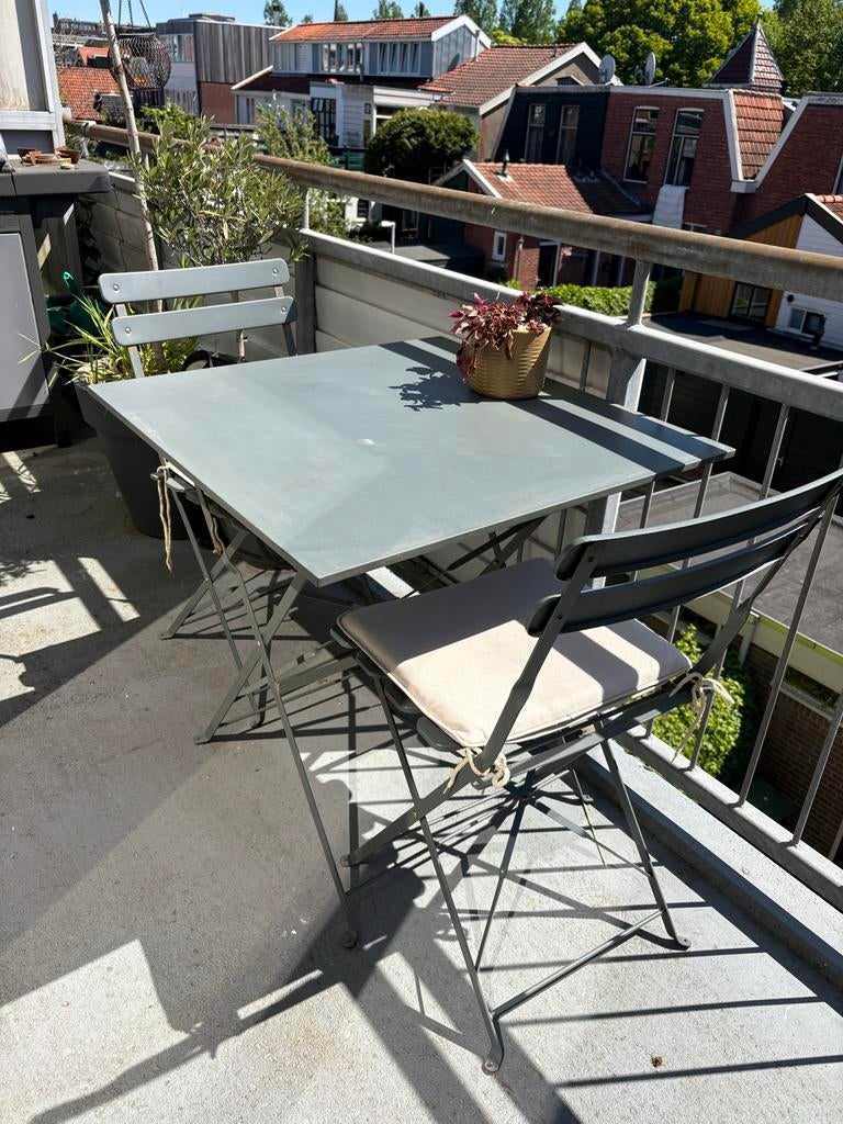 Groene mentalen balkonset met 2 stoelen en kussens, Overige materialen, Gebruikt, Eettafel, Tuinset