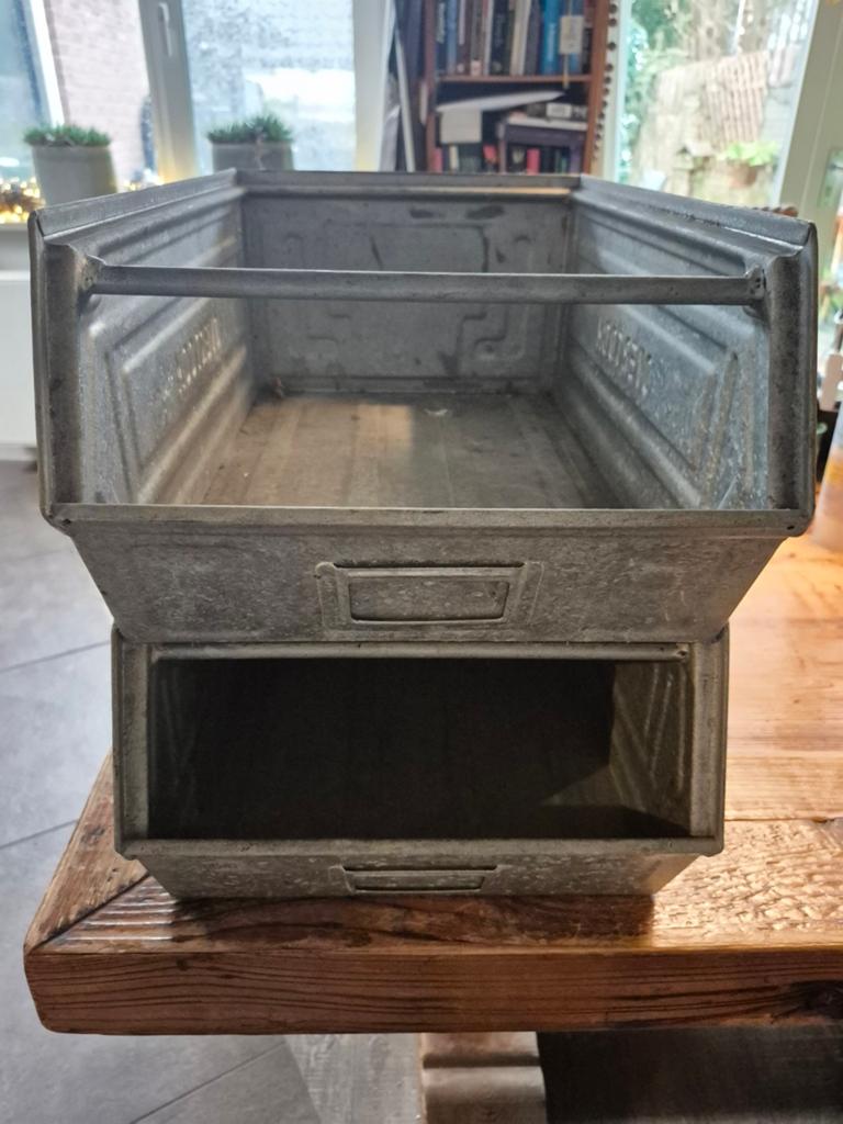2x Vintage metalen grijp bak, Ophalen