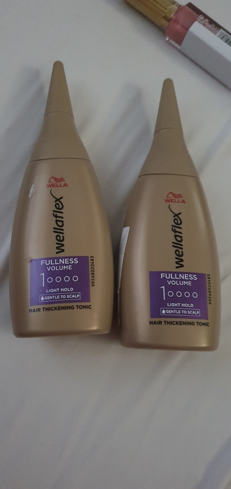 2 stuks Wella flex voor volumme, Verzenden, Nieuw, Handen en Nagels