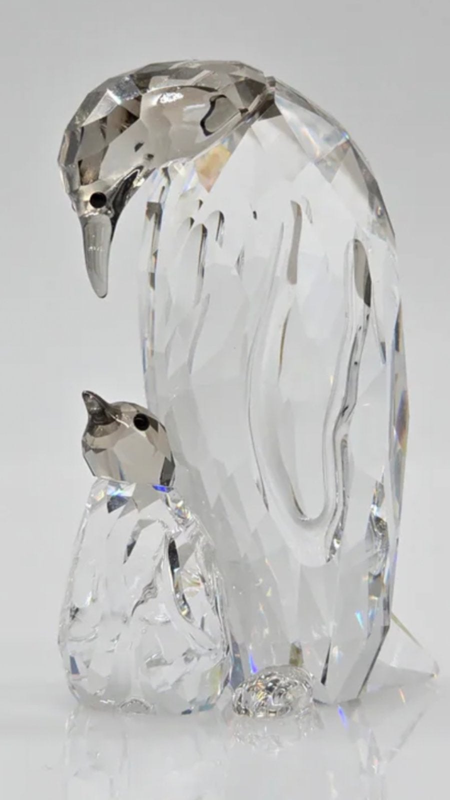 NIEUWSTAAT SWAROVSKI PINQUIN MET BABY UNIEK EXEMPLAAR, Ophalen of Verzenden, Zo goed als nieuw, Figuurtje