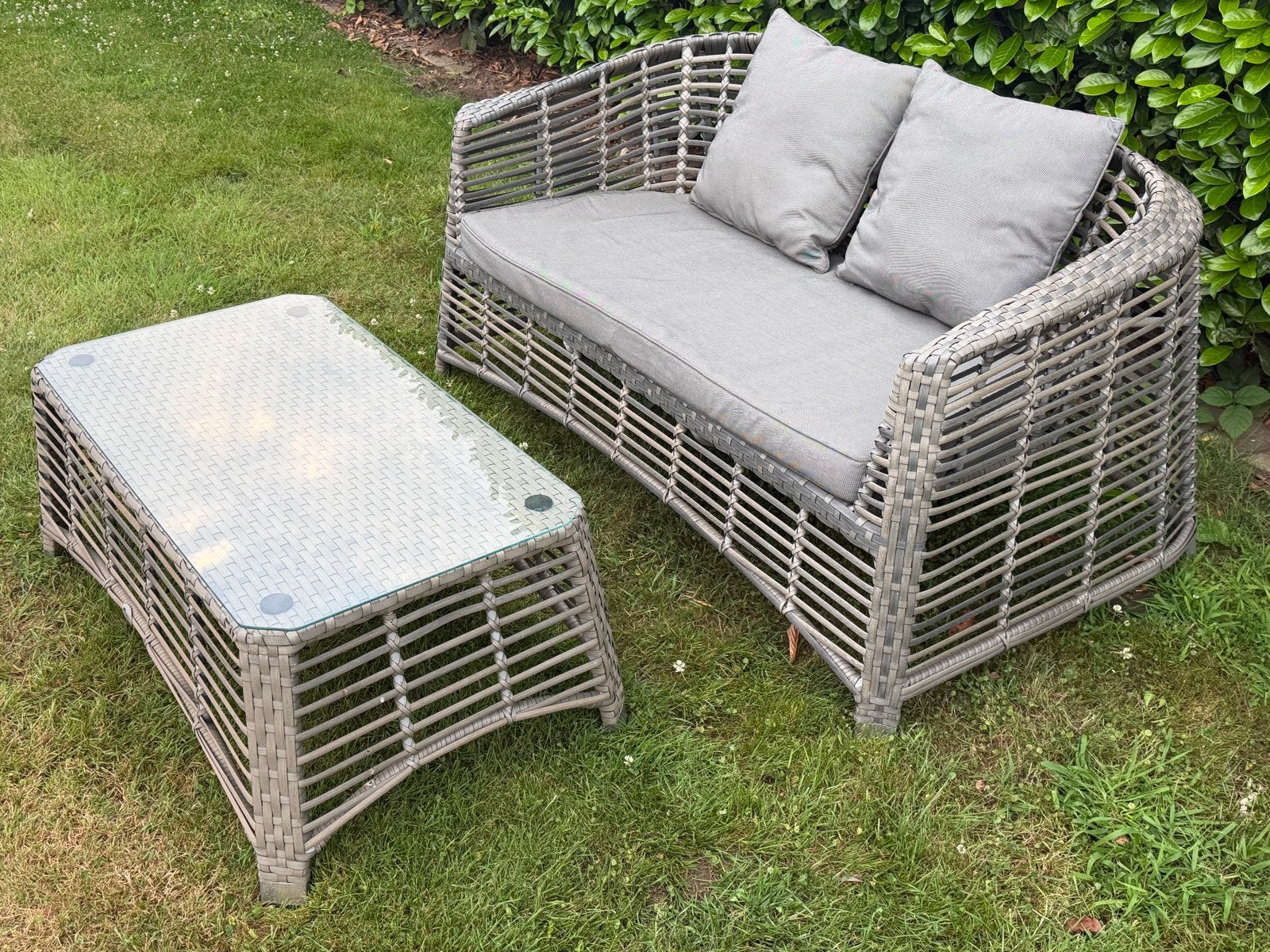Loungeset Wicker 2-zitsbank met salontafel, Tuin en Terras, Tuinsets en Loungesets, Gebruikt, Loungeset, Wicker, 2 zitplaatsen