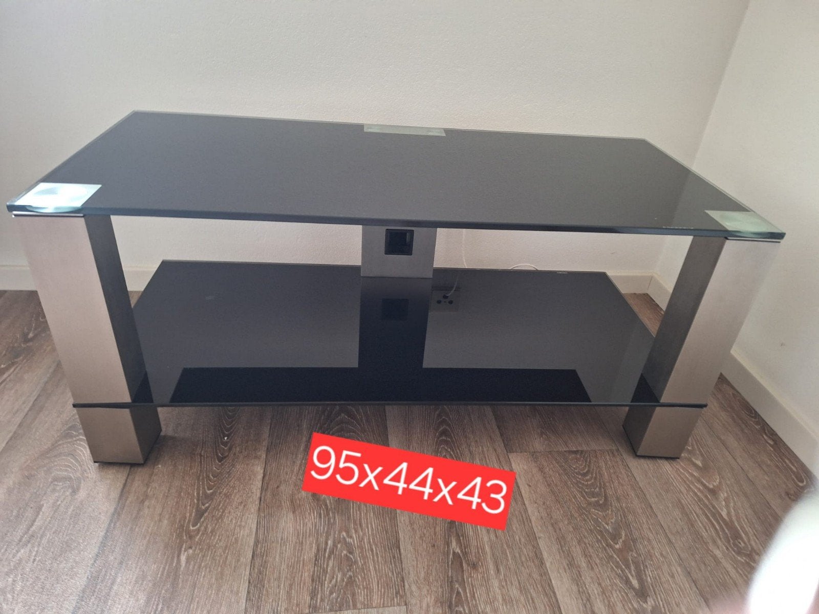 Moderne glazen salontafel met metalen onderstel, Ophalen, Minder dan 50 cm, Gebruikt, Glas