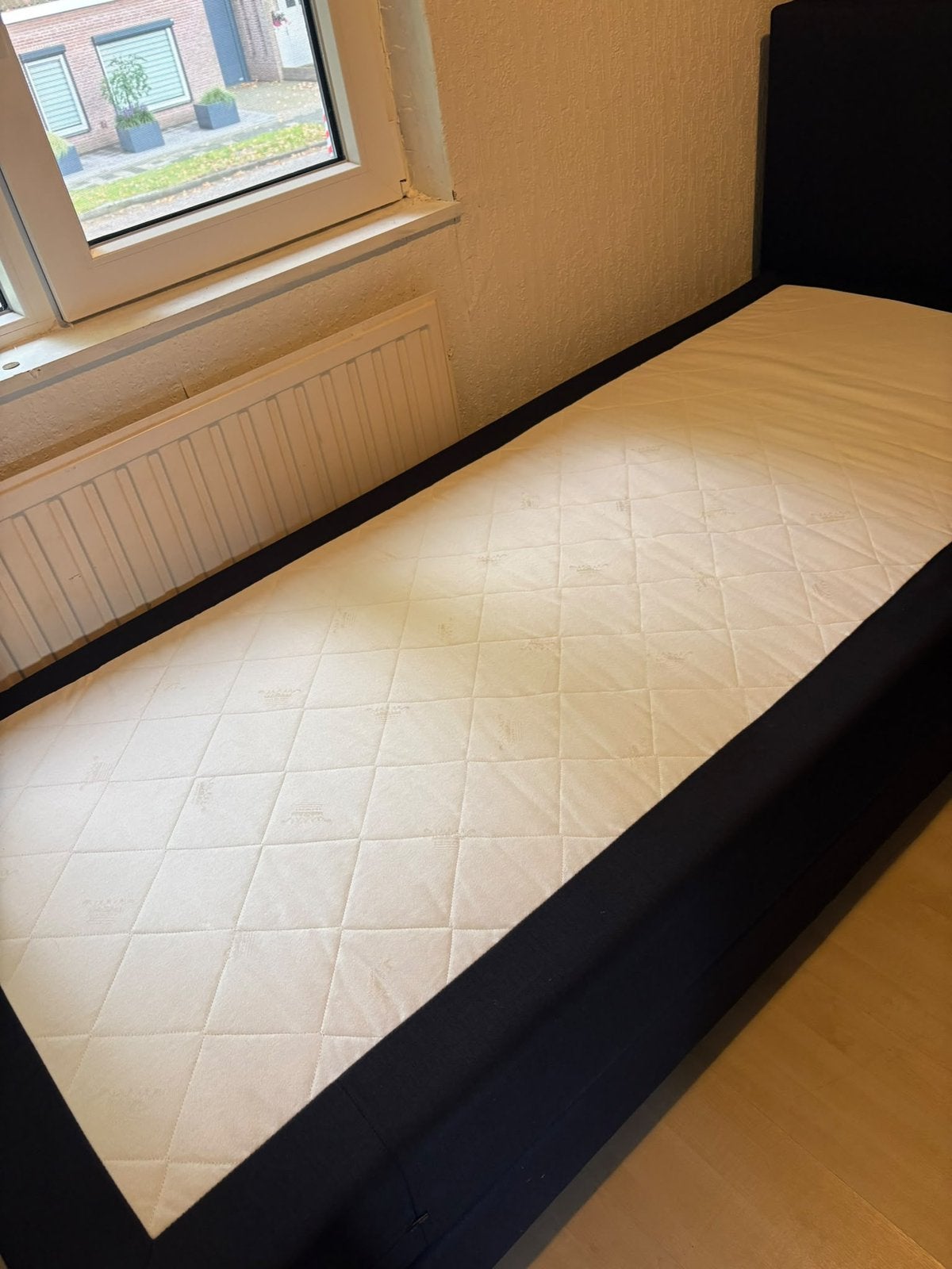 Boxspring 1 personen, Ophalen of Verzenden, Zo goed als nieuw, Tweepersoons