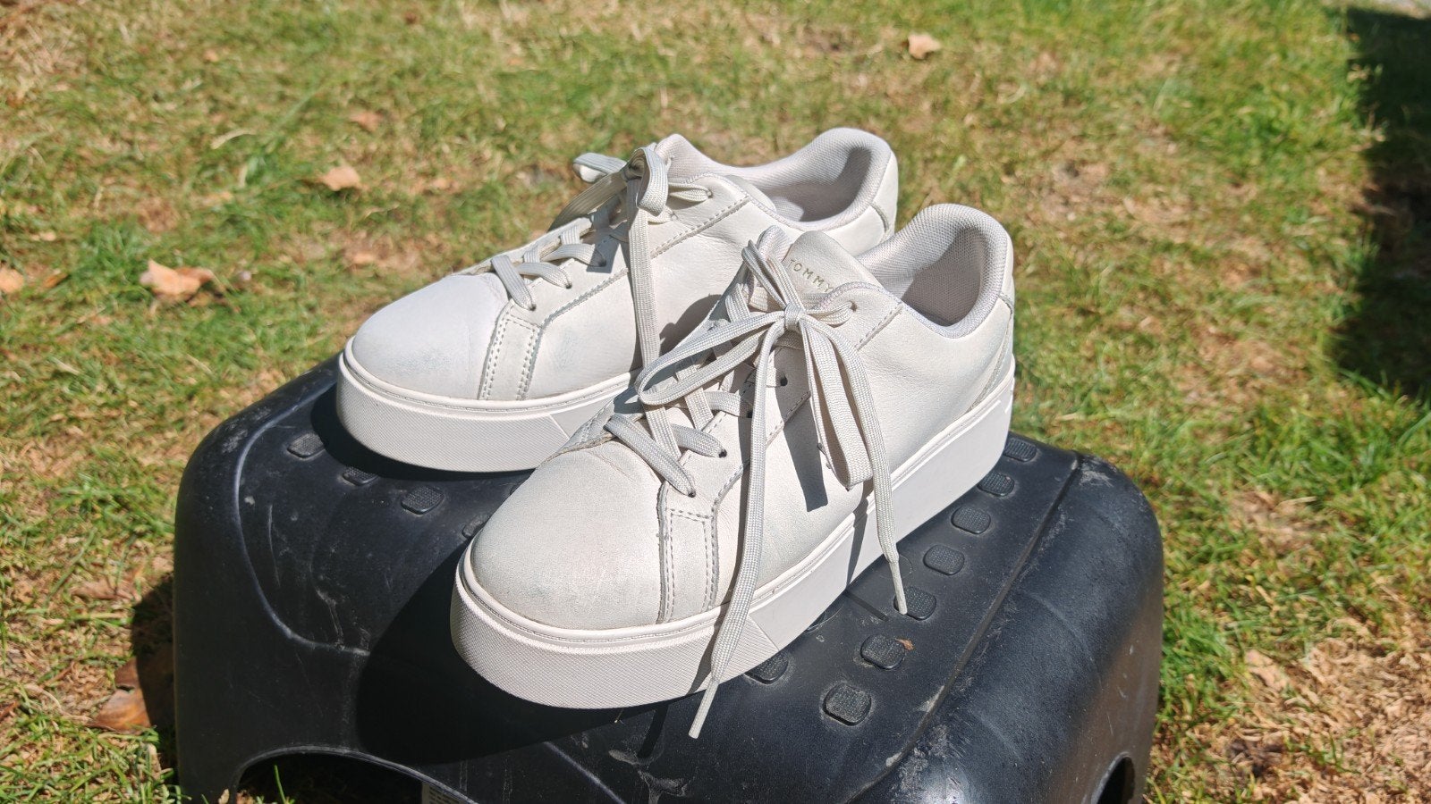 Tommy Hilfiger Dames Sneakers - Maat 37, Kleding | Dames, Schoenen, Wit, Ophalen of Verzenden, Sneakers of Gympen, Gedragen