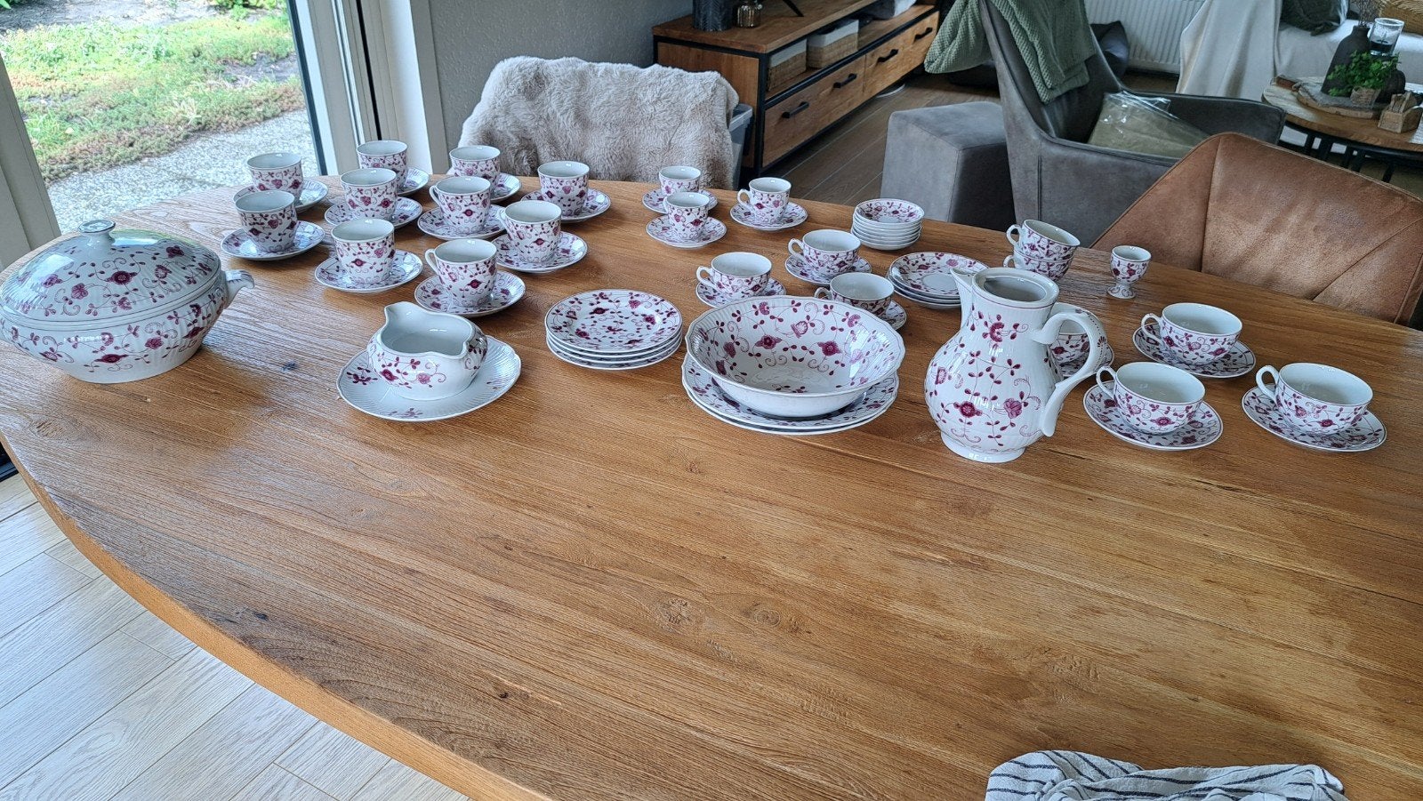 Prachtig handbeschilderd servies China Purpur, Ophalen, Zo goed als nieuw, Overige stijlen, Kop(pen) en/of Schotel(s)