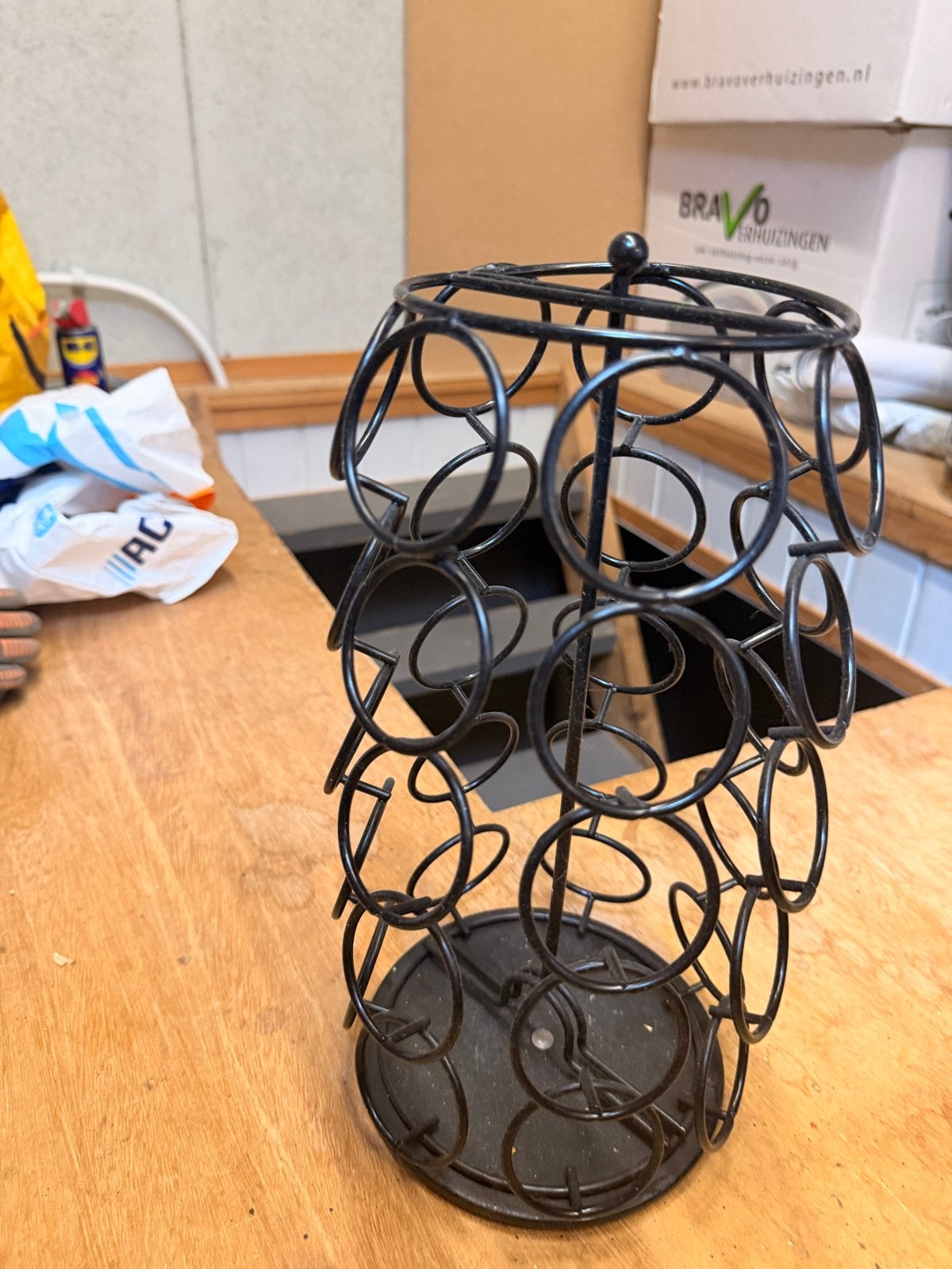 Metalen Koffiecup Houder - Zwart, Witgoed en Apparatuur, Ophalen, Zo goed als nieuw