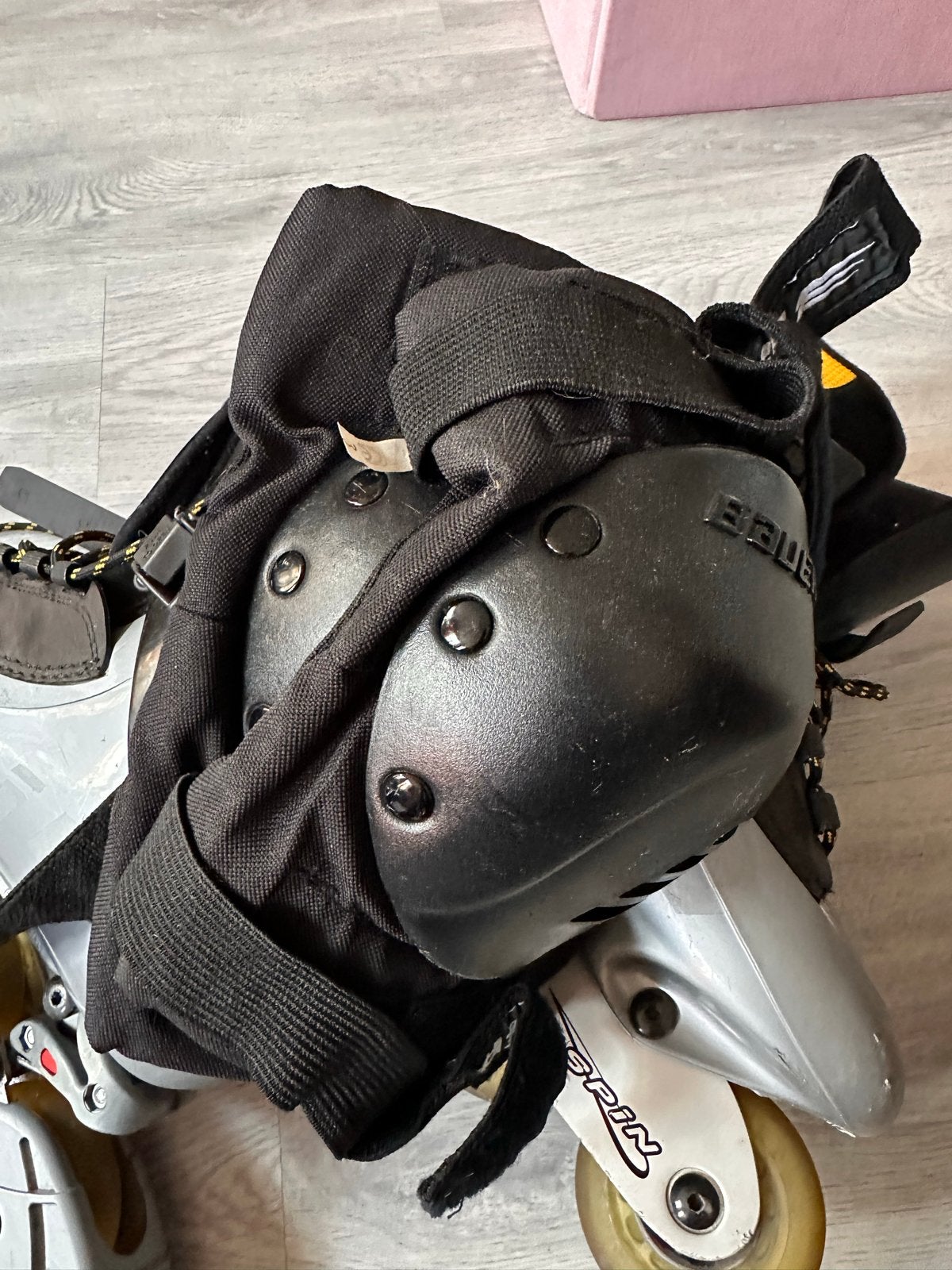 Bauer kniebeschermers M/L - Ophalen Amsterdam Centrum, Sport en Fitness, Schaatsen, Ophalen, Gebruikt, Overige typen, Bauer