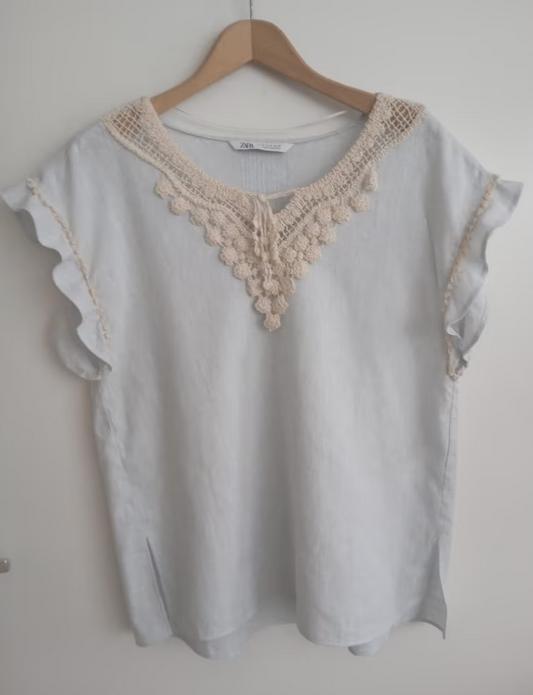 Zara katoen linnen lichtblauwe blouse met kant, maat M, Zara, Nieuw, Stichting Angel's Choice, Angelschoice@gmail.com
