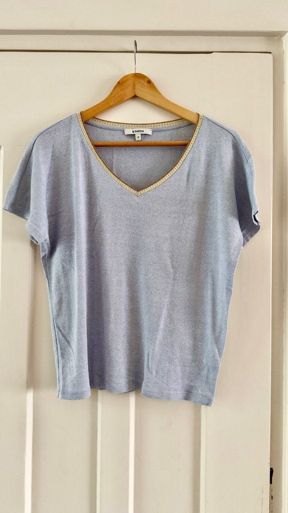 T-shirt licht blauw glitter van Garcia, maat M, Maat 38/40 (M), Blauw, Ophalen of Verzenden, Korte mouw