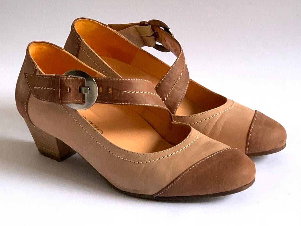 Poccopazza damesschoenen maat 38,5, Kleding | Dames, Schoenen, Ophalen of Verzenden, Zo goed als nieuw, Sneakers of Gympen