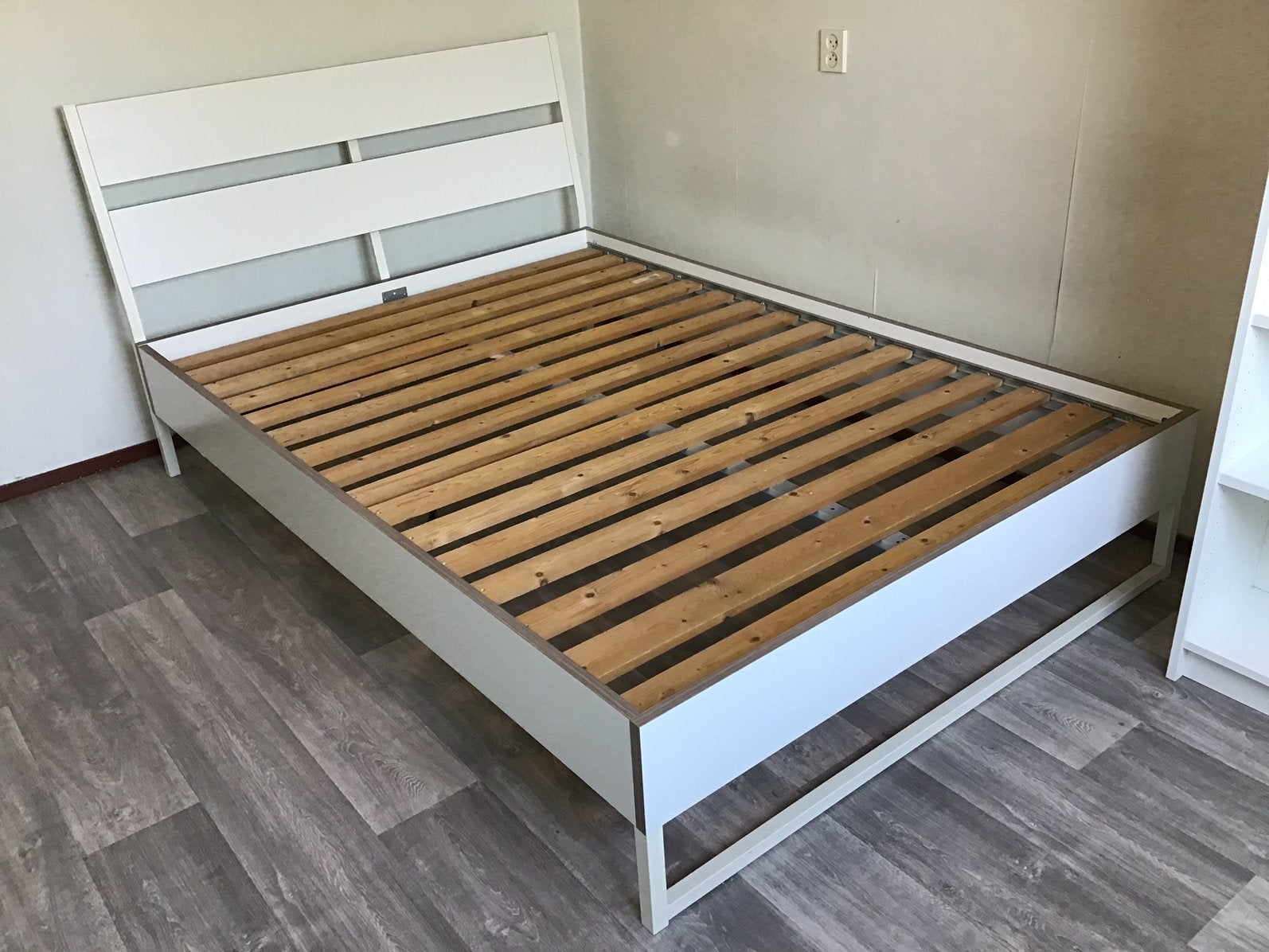 Superstevig & Kraakvrij! IKEA Trysil bedframe (140x200) ...., Ophalen, Wit, Tweepersoons, 140 cm