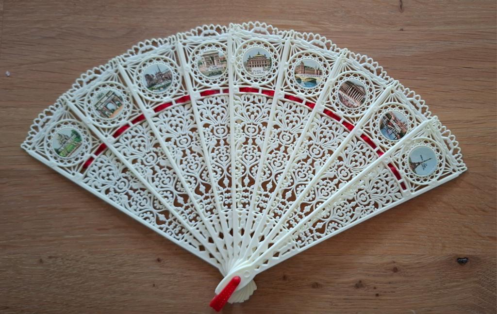Vintage Souvenir Waaier - Parijs, Verzamelen, Ophalen of Verzenden, Zo goed als nieuw