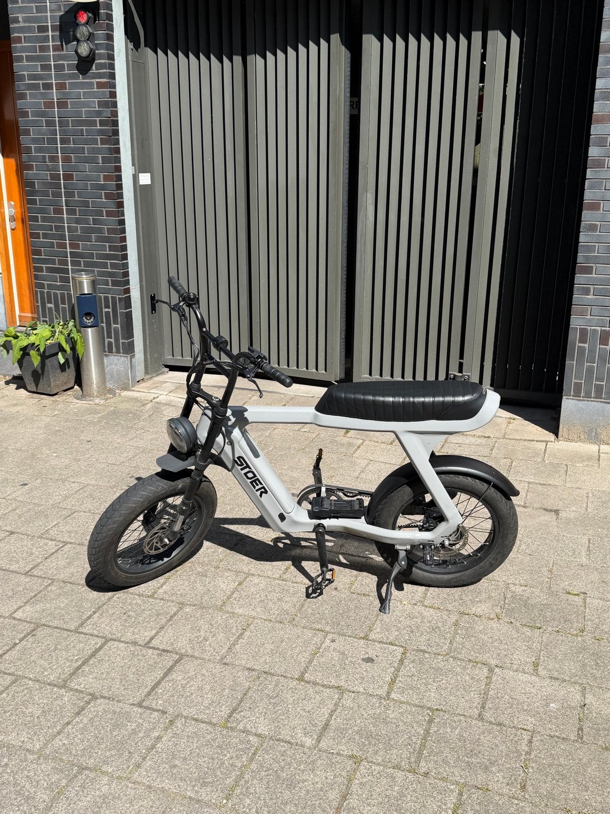 STOER Bikes Urban X - Grijs E-bike, Gebruikt, 51 tot 55 cm, 50 km per accu of meer, Ophalen