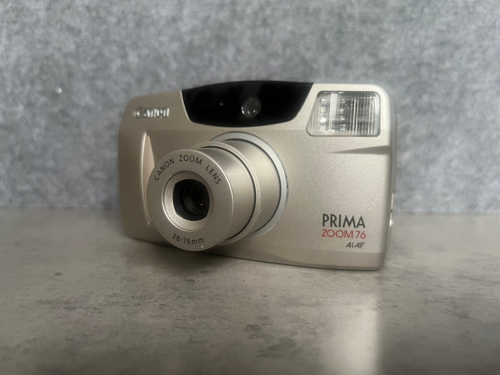 CANON PRIMA ZOOM 76, Audio, Tv en Foto, Fotocamera's Analoog, Ophalen of Verzenden, Zo goed als nieuw, Compact, Canon