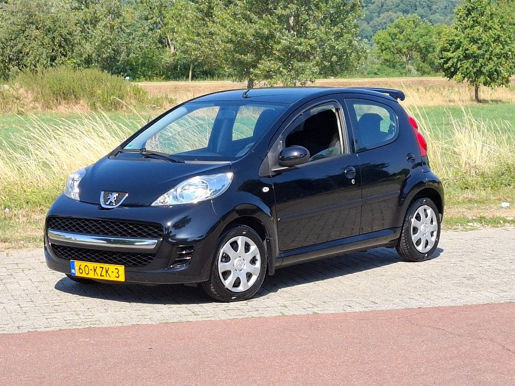 Peugeot 107 1.0 12V 5 DRS bj 2010 NAP Elektr Pak, Voorwielaandrijving, Stof, 4 stoelen, Origineel Nederlands