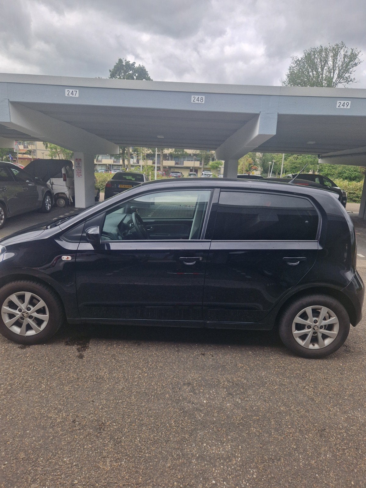 Skoda Citigo 1.0 T 44KW AUT 2013 Zwart, Auto's, 4 stoelen, Origineel Nederlands, Particulier, 999 cc