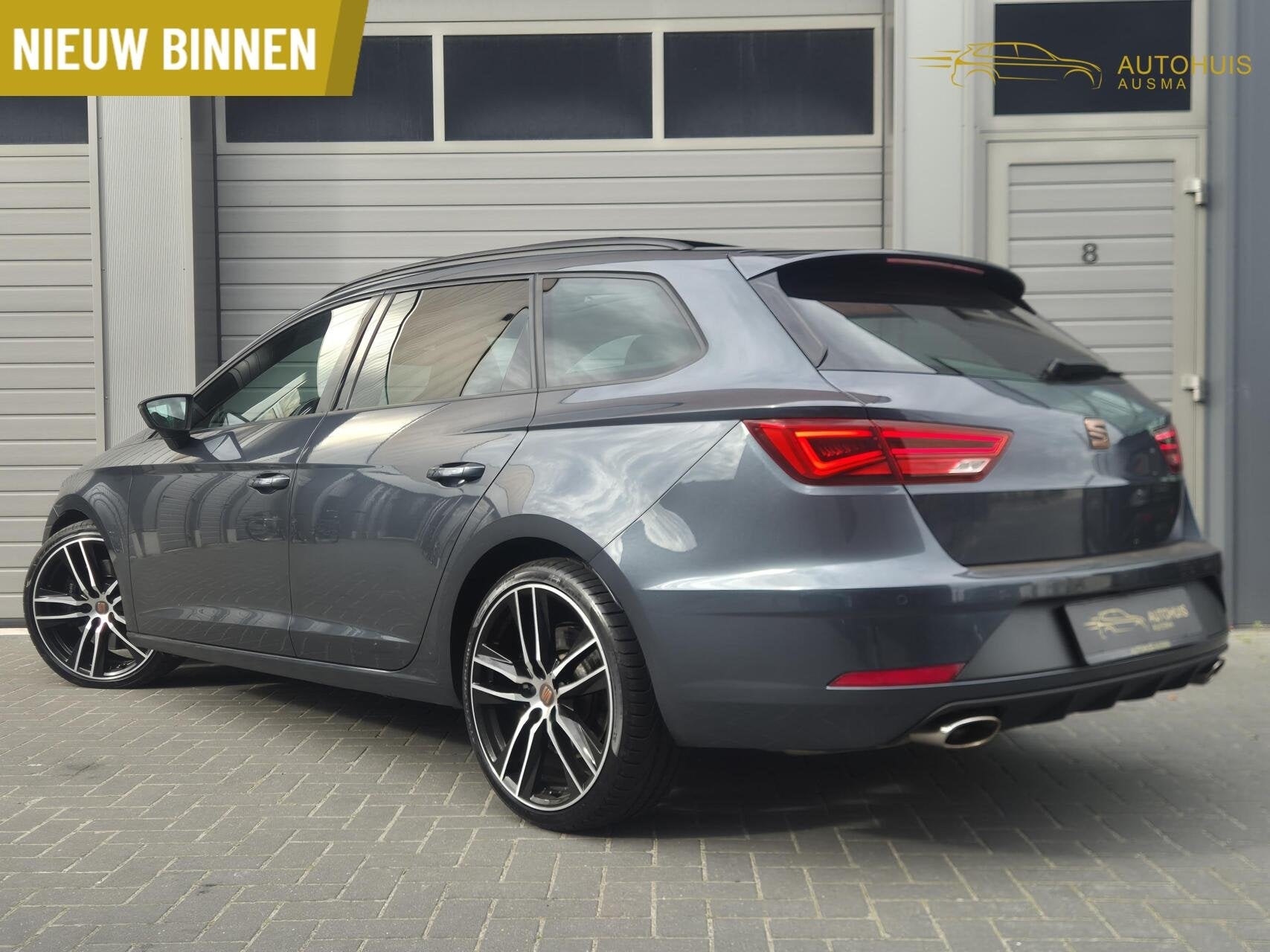 SEAT León