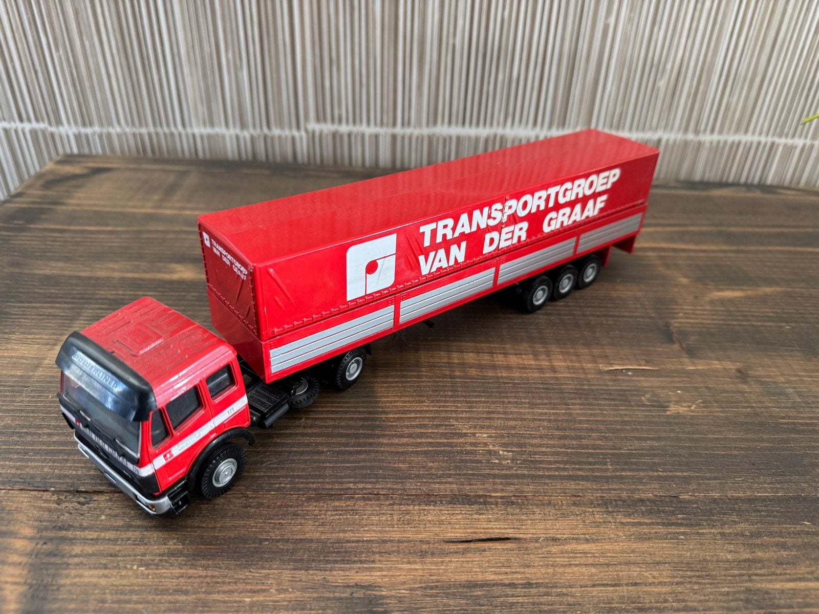 Lion Car nr 70 Transportgroep Van der Graaf vrachtwagen, Ophalen of Verzenden, Gebruikt