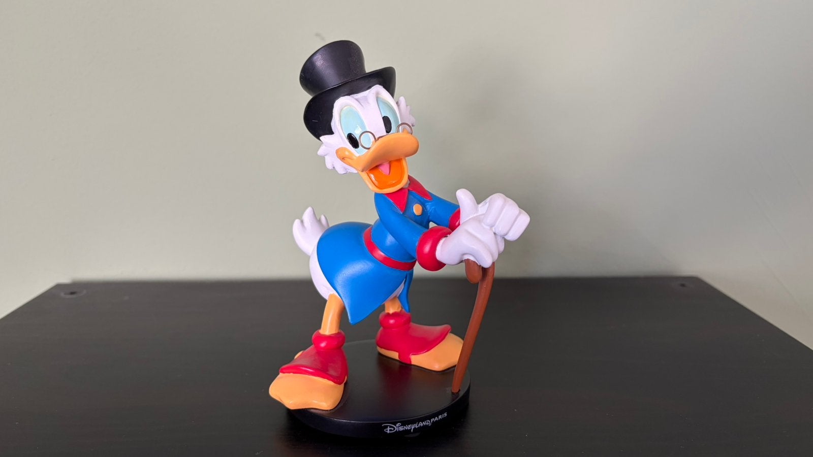 Disneyland Parijs Dagobert Duck Beeld, Ophalen of Verzenden, Donald Duck, Zo goed als nieuw, Beeldje of Figuurtje